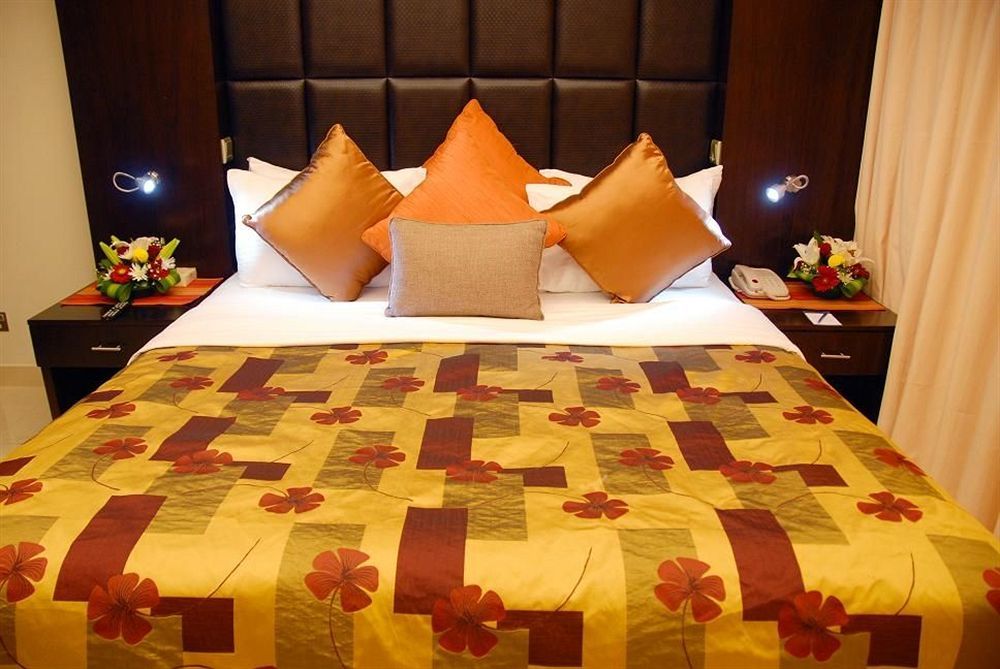 Staybridge Suites Dubai Internet City By Ihg Buitenkant foto